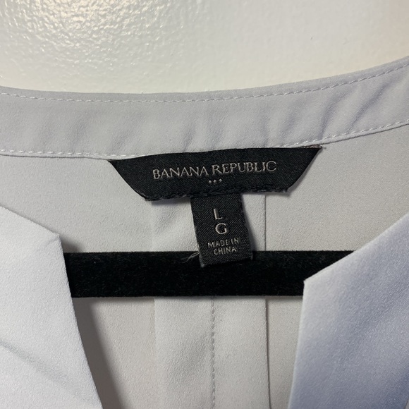 Like new, never worn - Banana Republic blouse - Picture 4 of 5